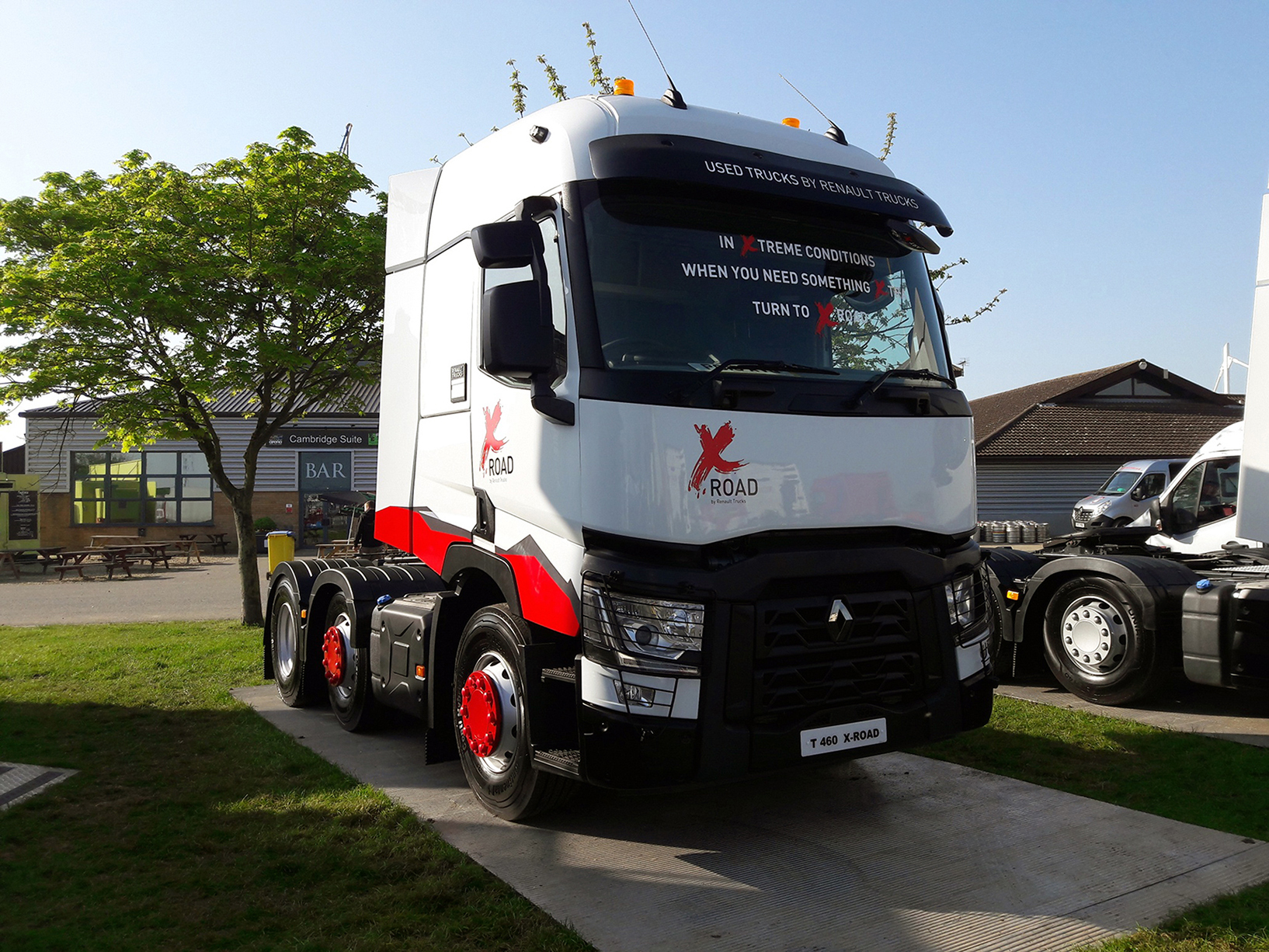 Range T X-Road 460