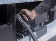 1331566_renault-trucks-retrofit_charging_02