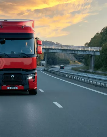 renault trucks T
