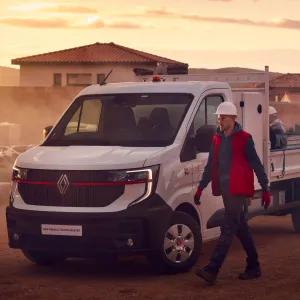 Master on construction site - p042727