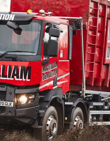 Macwilliam Cropped