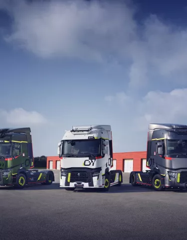 Η Renault Trucks επιβεβαιώνει τη δέσμευσή της να προσφέρει κορυφαίας κατηγορίας μεταχειρισμένα οχήματα, που συνδυάζουν επιδόσεις και αξιοπιστία με στυλ. 